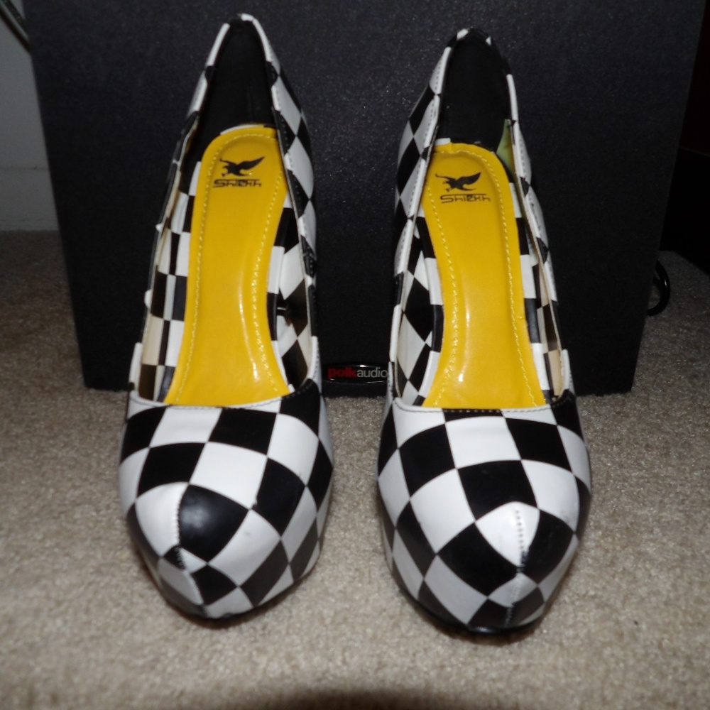 Shiekh Black/White Checker Women's Stiletto Heel